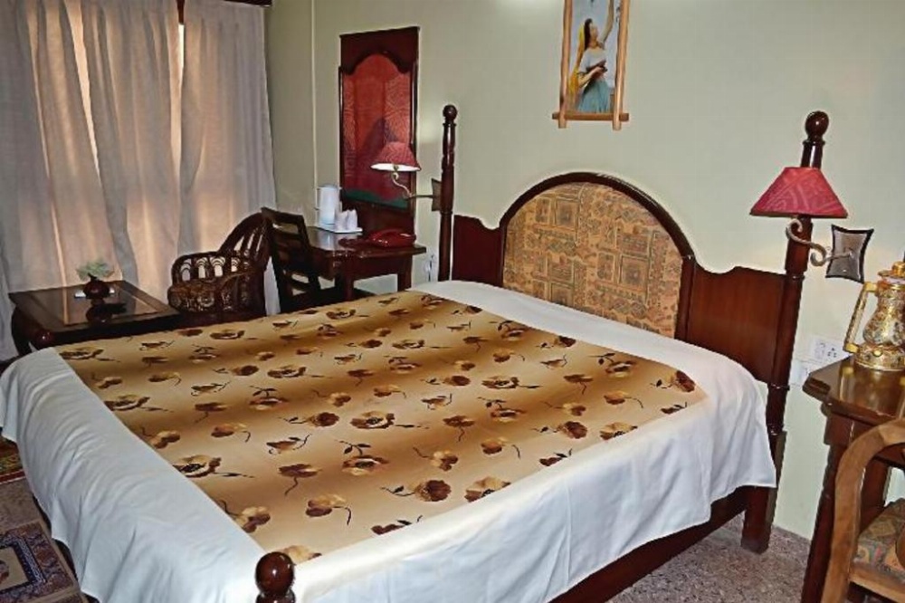 Room image 2